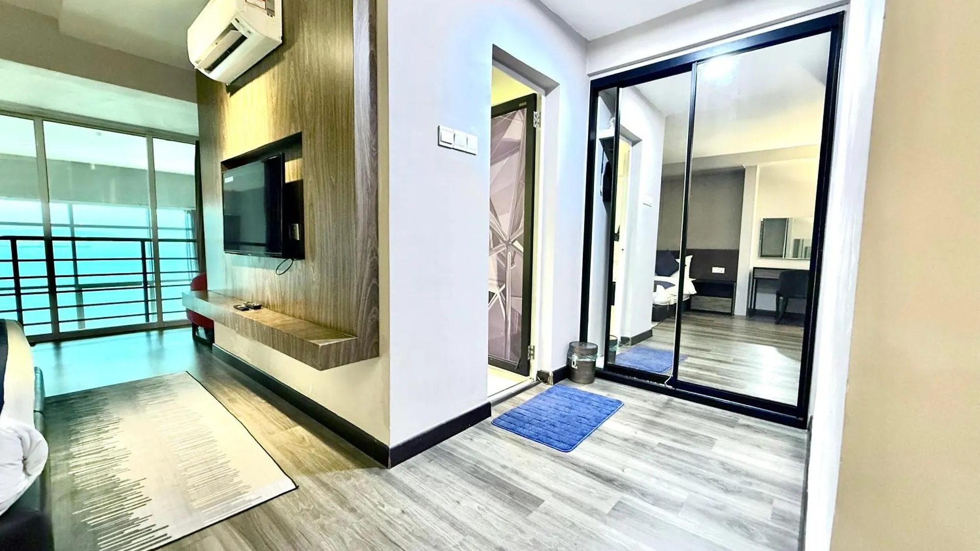 Amazing Seaview Duplex George Town Maritime Suites 20