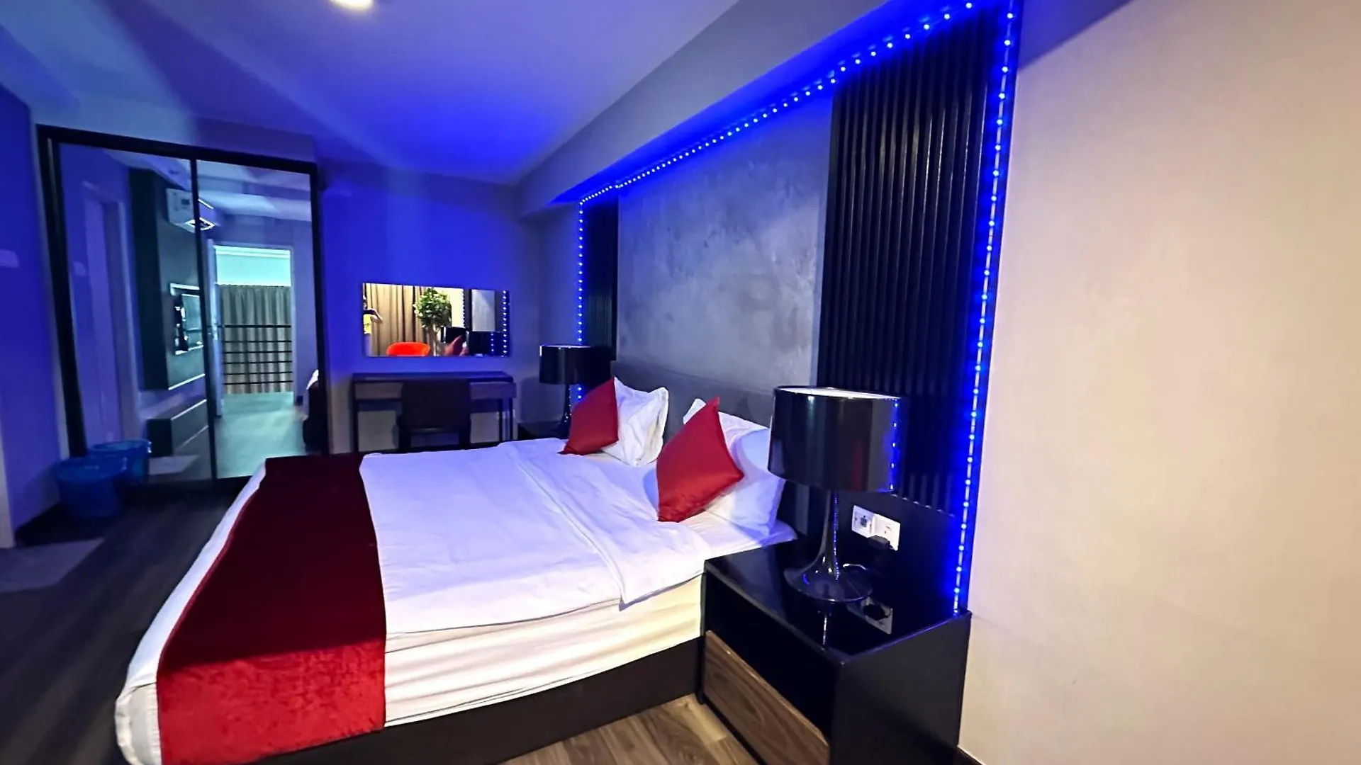 아파트호텔 Amazing Seaview Duplex George Town Maritime Suites 20 말레이시아